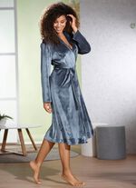 Hausmantel aus Pannesamt 