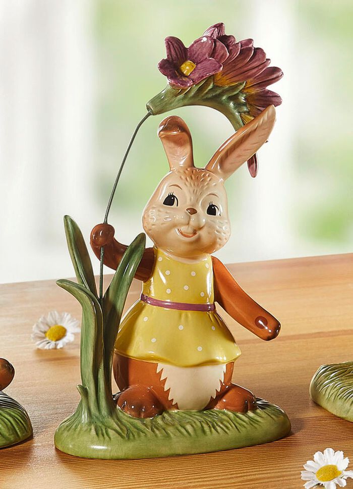 Hasen mit fr&uuml;hlingshafte Blumen aus Feinsteingut BUNT
