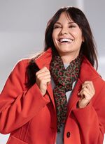 Schal mit Raubtierfell-Dessin 