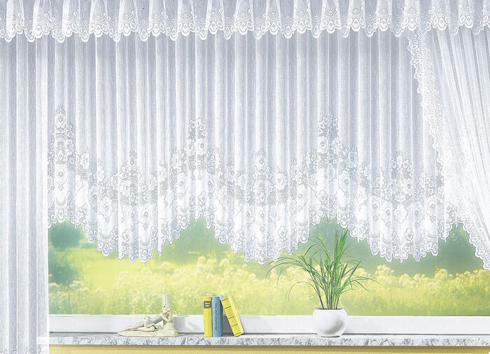 Blumenfenster-Store, gleichmäßig gebogt, mit Faltenband 