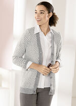 Strickjacke mit aufwendigem Muster 