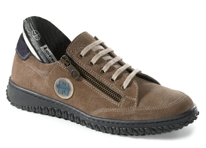 Schn&uuml;rschuh im modischen Design 