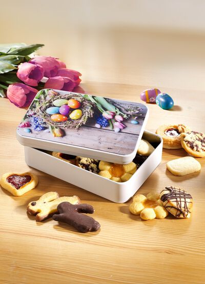 Metalldose mit Ostergeb&auml;ck 