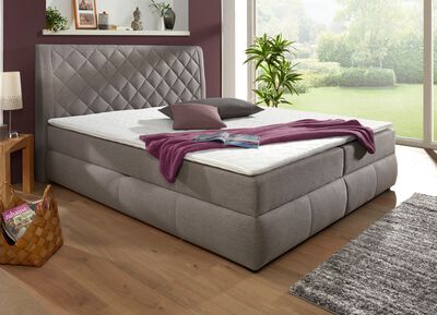 Boxspringbett mit Bettkasten und Topper 