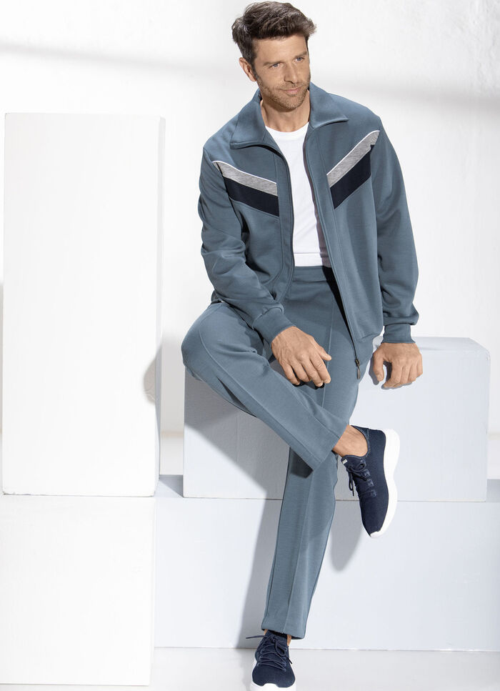 Freizeitanzug von &bdquo;Athlet&ldquo; 