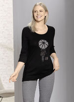 Hübsches Shirt mit aufwendiger Applikation