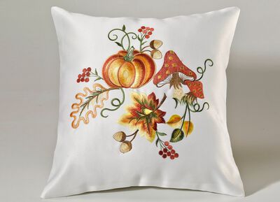 Tisch- und Raumdekoration mit herbstlichen Motiven 