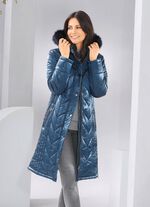 Mantel mit figurfreundlicher L&auml;ngssteppung AZURBLAU