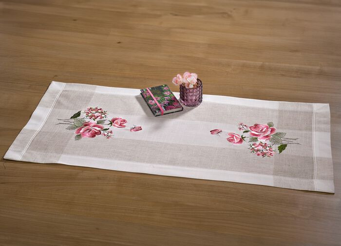 Tisch- und Raumdekoation mit hinrei&szlig;endem Rosen-Dessin SEKT-BUNT