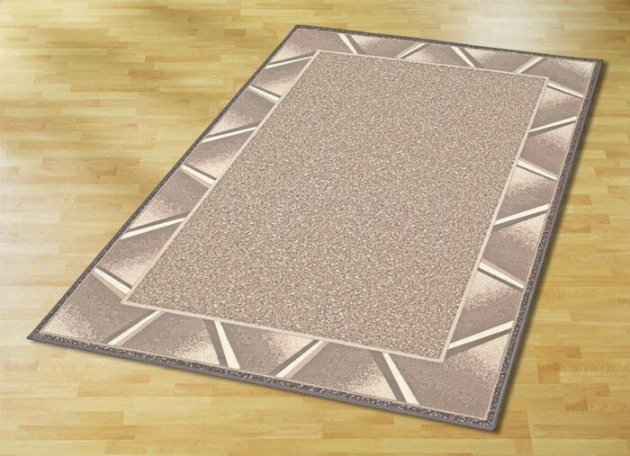 Br&uuml;cken und Teppiche mit ansprechender Bord&uuml;re 