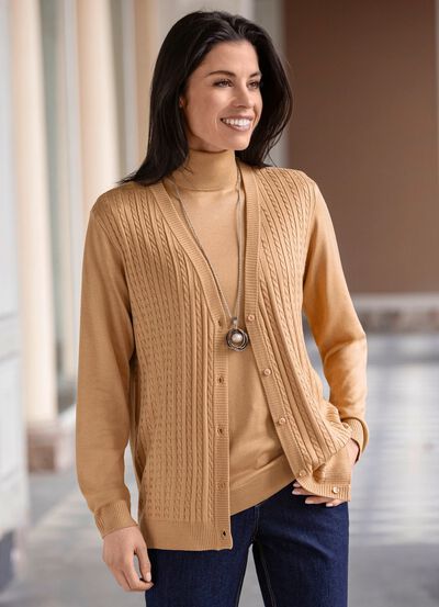 Strickjacke mit Z&ouml;pfchenstruktur 