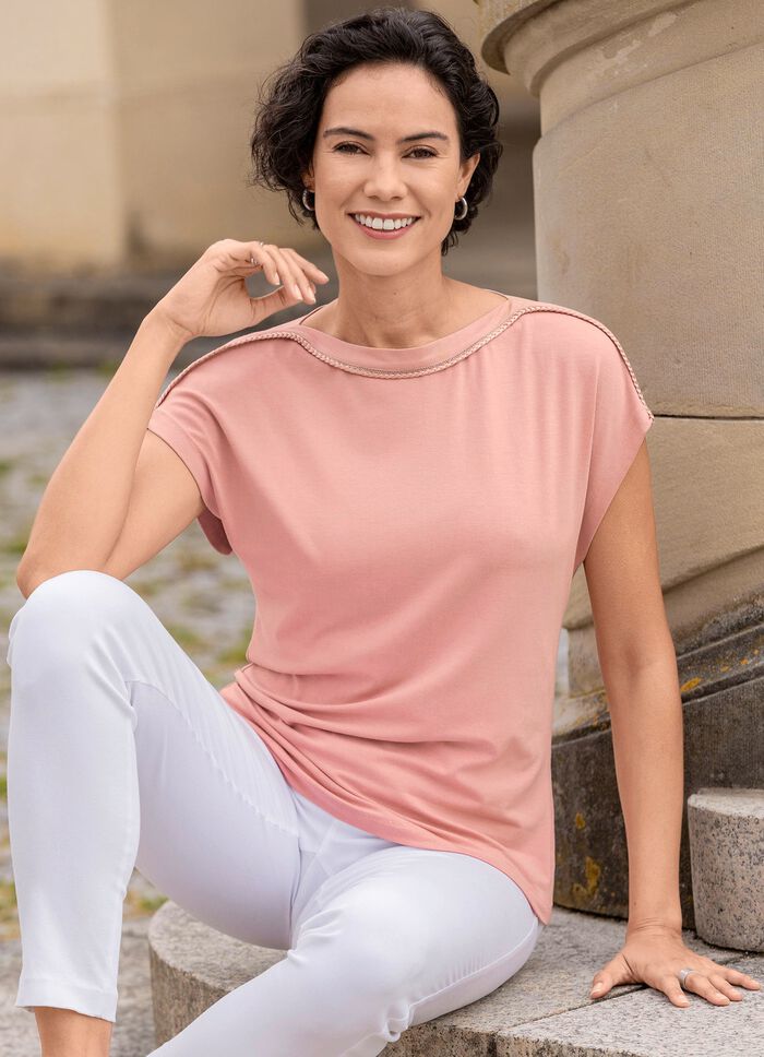 Shirt mit &uuml;berschnittener Schulterpartie 