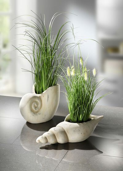 Grasbusch aus Kunstmaterial in Muschel 