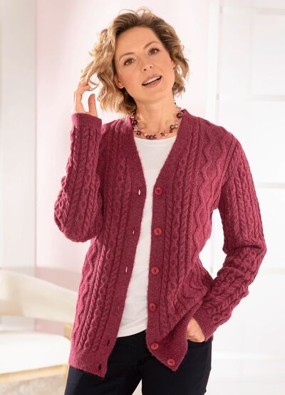 Strickjacke in sehr flauschiger Qualit&auml;t 