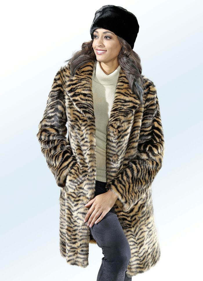 Kurzmantel mit Raubtierfell-Dessin BADER - Main Image