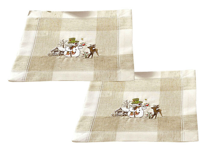 Reizende Tisch- und Raumdekoration mit Schneemännern 