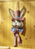 Hasenkopf aus fein geschnittenen Naturfasern 