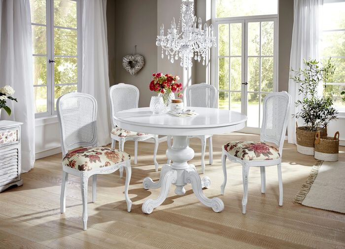 Esszimmer-M&ouml;bel im Landhausstil 