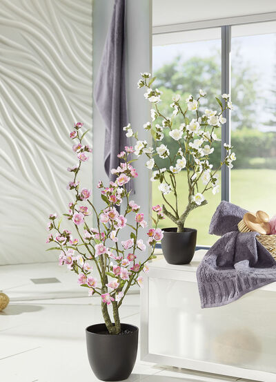 Täuschend echt aussehender Kirschblütenbaum 