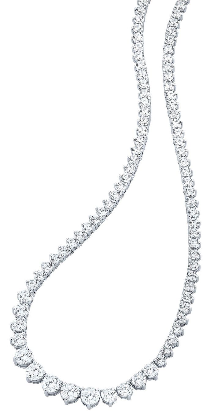 Halskette mit funkelnden synth. Zirkonia 