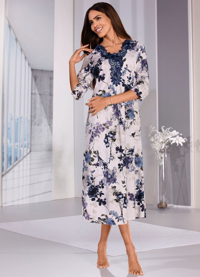 Laurina Nachthemd mit toller Motivspitze 