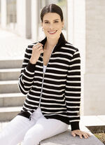 Strickjacke in Ringeldessin mit Ajourakzenten 