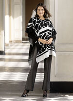 Poncho in asymmetrischer Zipfelform SCHWARZ-WEISS