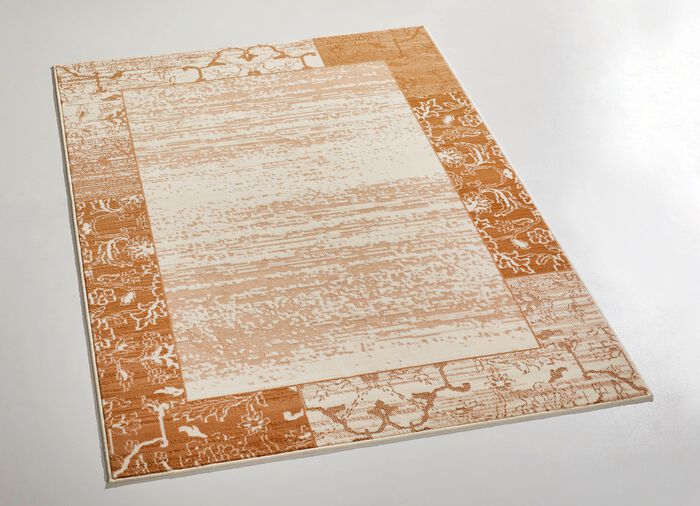 Br&uuml;cken und Teppiche mit zeitlos sch&ouml;n verzierter Bord&uuml;re BEIGE