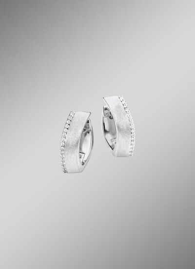 Tolle Klappcreolen mit Zirkonia 