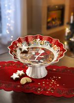 Schale auf Fu&szlig; aus hochwertigem Porzellan 