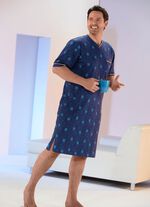 Zweierpack Nachthemden mit V-Ausschnitt und Seitenschlitzen 