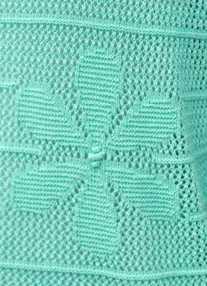 Pullover in transparenter Optik mit Blütenmotiven 