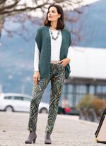 Hose mit r&uuml;ckw&auml;rtigen Dehnbundeins&auml;tzen 