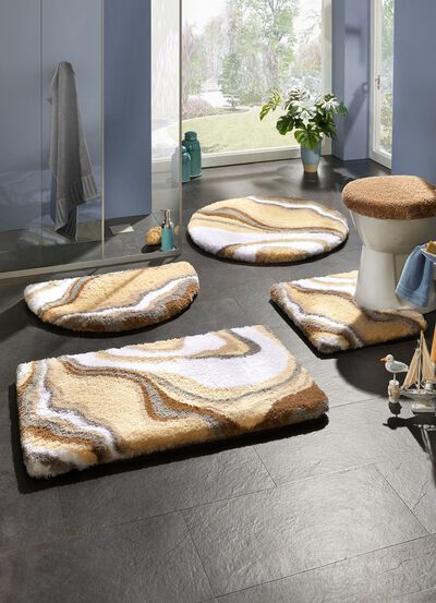 Badgarnitur in harmonischen Farbt&ouml;nen 