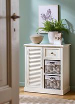 Teilmassive Kommode im Landhausstil 