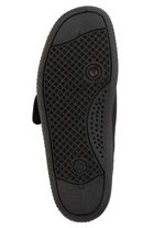 Hausschuh aus weichem, elastischem Textilmaterial 