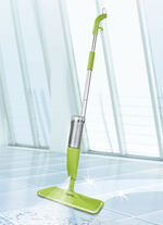 Spr&uuml;hwischer mit Mikrofaser- Wischtuch 