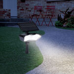 LED-Solarstrahler mit Bewegungsmelder 