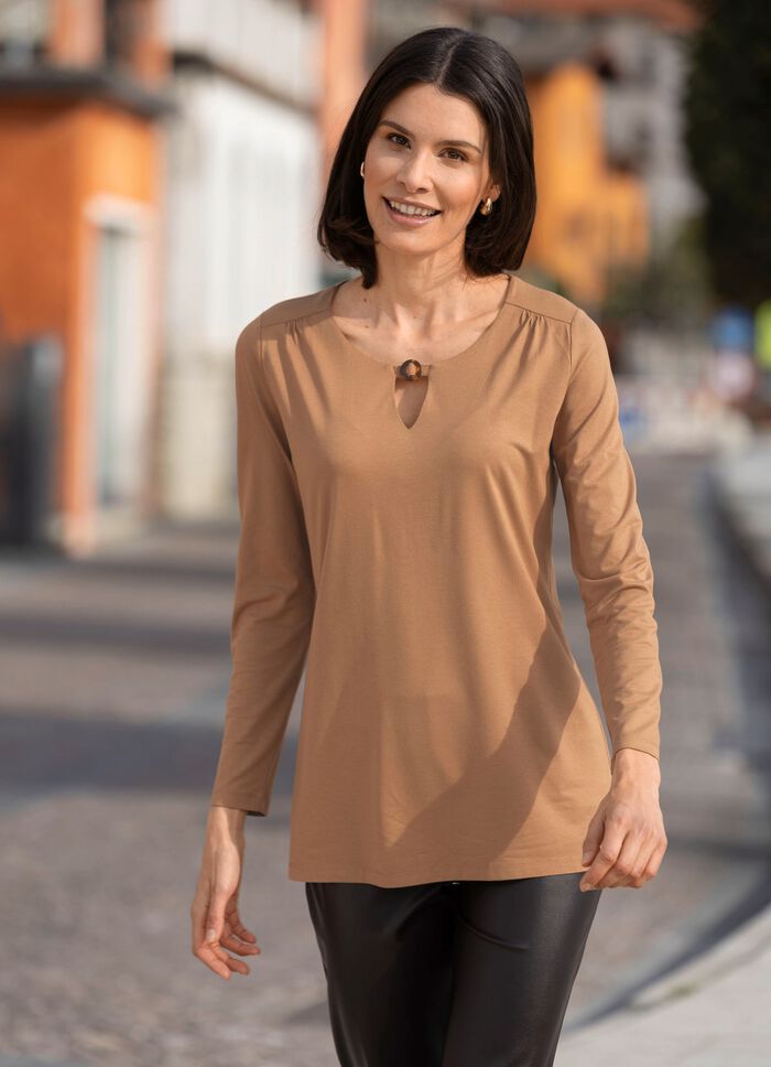 Shirt mit  Zierring am Halsausschnitt in 2 Farben CAMEL