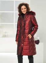 Mantel mit Kontrastpaspelierung 