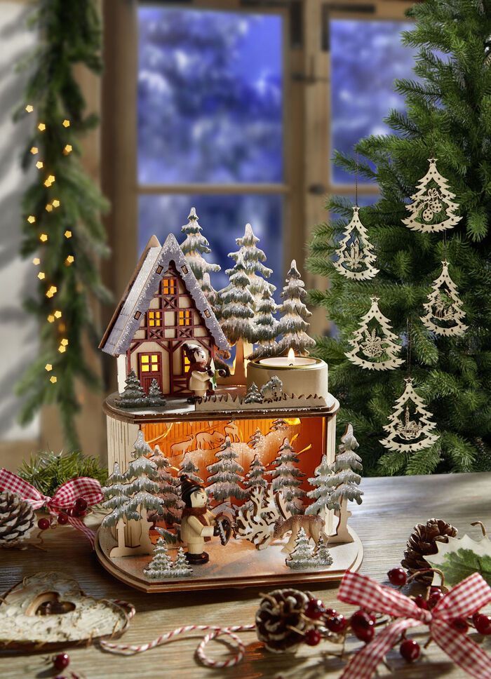 Beleuchtete Winterwaldszene mit Timerfunktion 