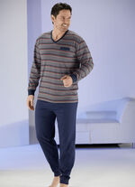 Schlafanzug mit V-Ausschnitt, garngef&auml;rbtem Ringeldessni und Brusttasche 