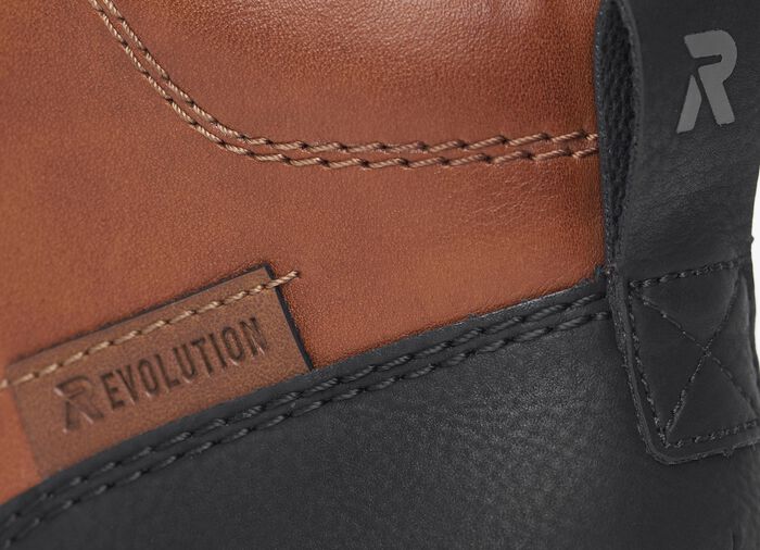 Rieker Schn&uuml;r-Boot aus schattiertem Nappaleder 