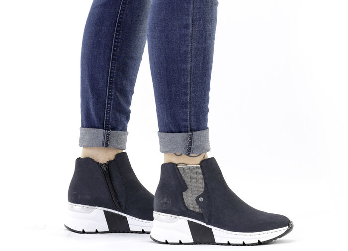 Rieker, modische Damen-Boots, Weite G, mit Reißverschluss DUNKELBLAU