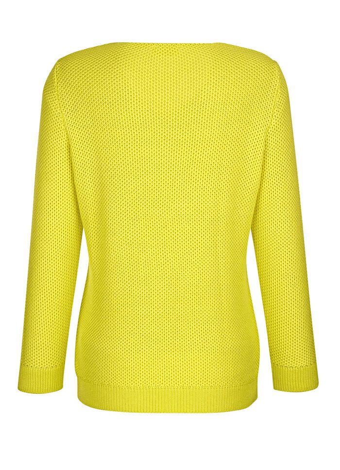 Pullover in dekorativer Struktur 