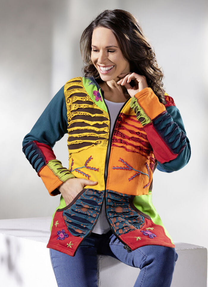Jacke in Handarbeit hergestellt 