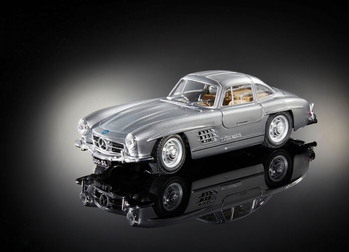 Mercedes-Benz 300SL als Metallspritzgussmodell 