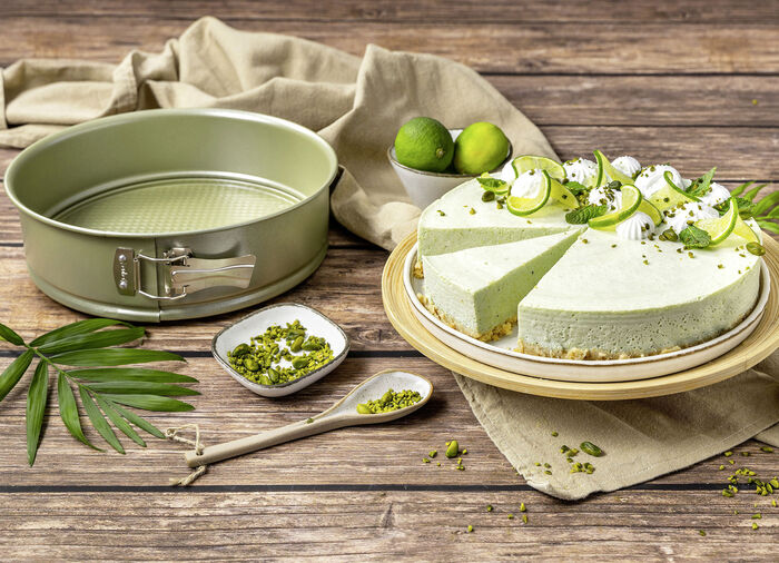 "Zenker" Backformen in Profiqualit&auml;t GR&Uuml;N