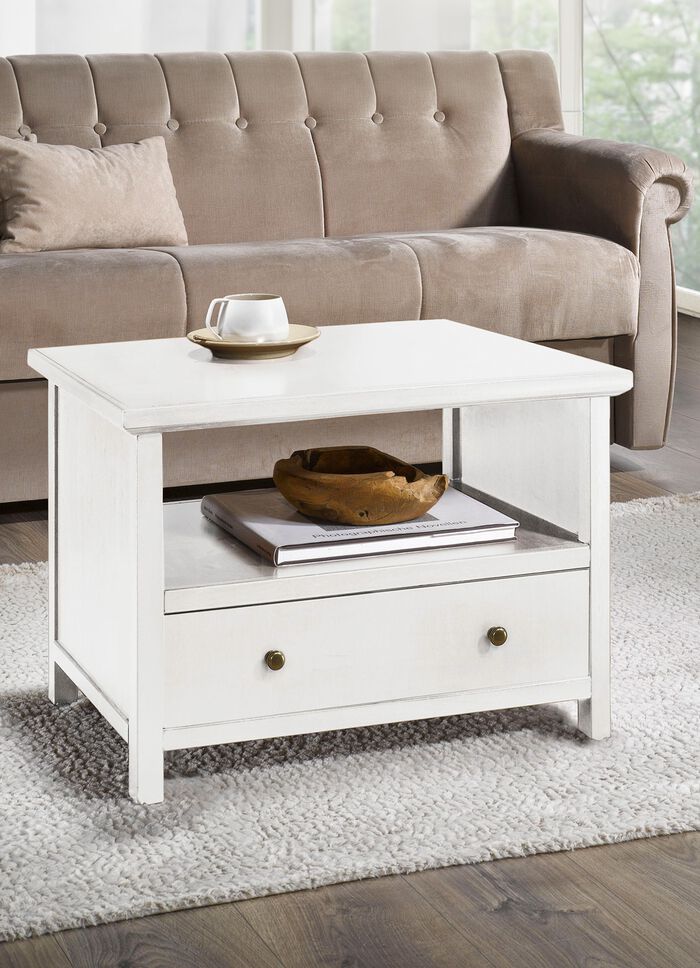 Teilmassiver Tisch mit Metallgriffen 